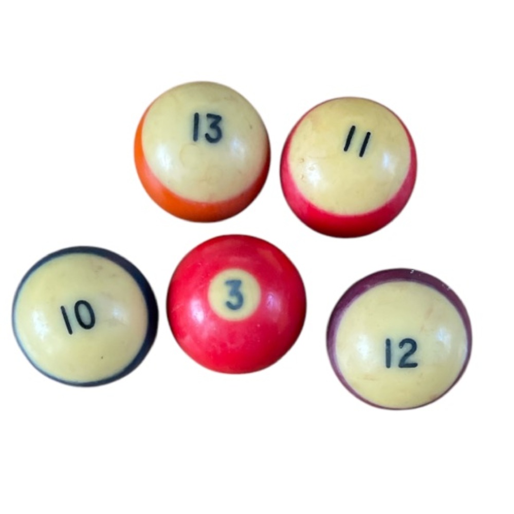 VINTAGE➕Billiard Balls Lot Of 5